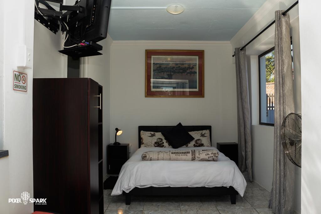 Tyday Accommodation Port Elizabeth Eksteriør bilde