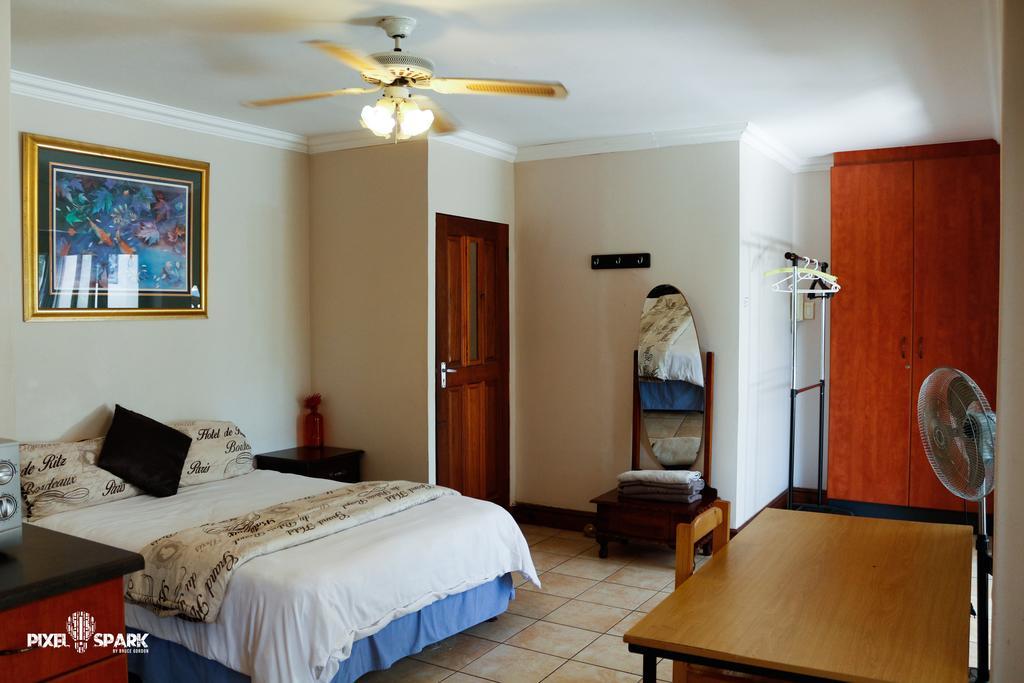 Tyday Accommodation Port Elizabeth Eksteriør bilde